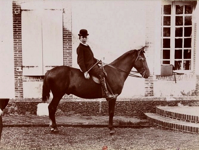 Raymond Morgon - Tiré de l'ouvrage L'Equipage du marquis de Chambray - Photos de Maurice de Gasté (1894) - Bnf (Gallica)